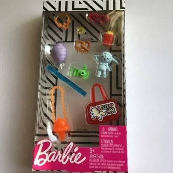 BARBIE WEEKEND MODE ACCESSORIES FASHION PACK - Picture 3 of 4